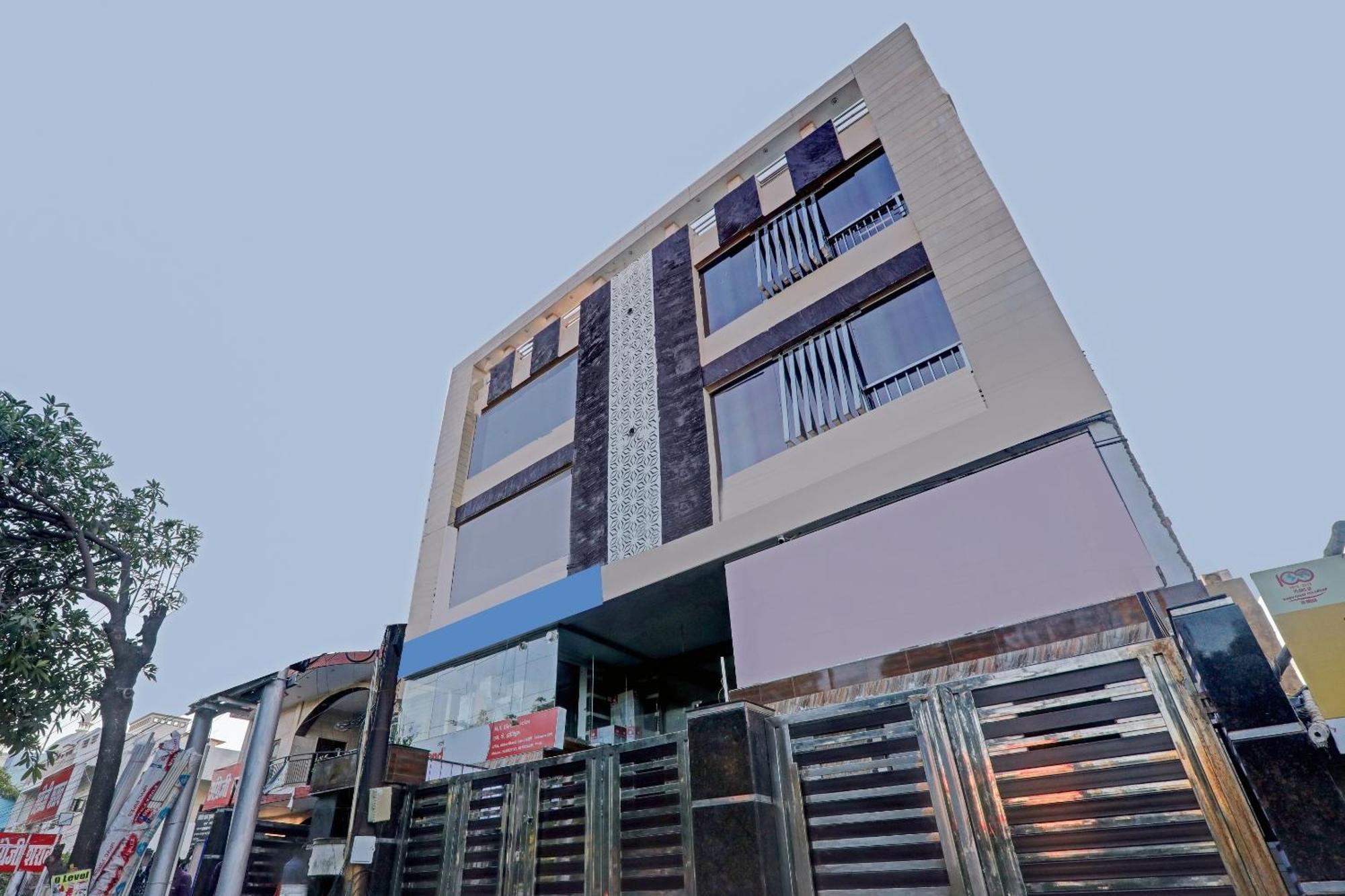 Hotel Super Townhouse Riddhi Residency Lucknow Exterior foto